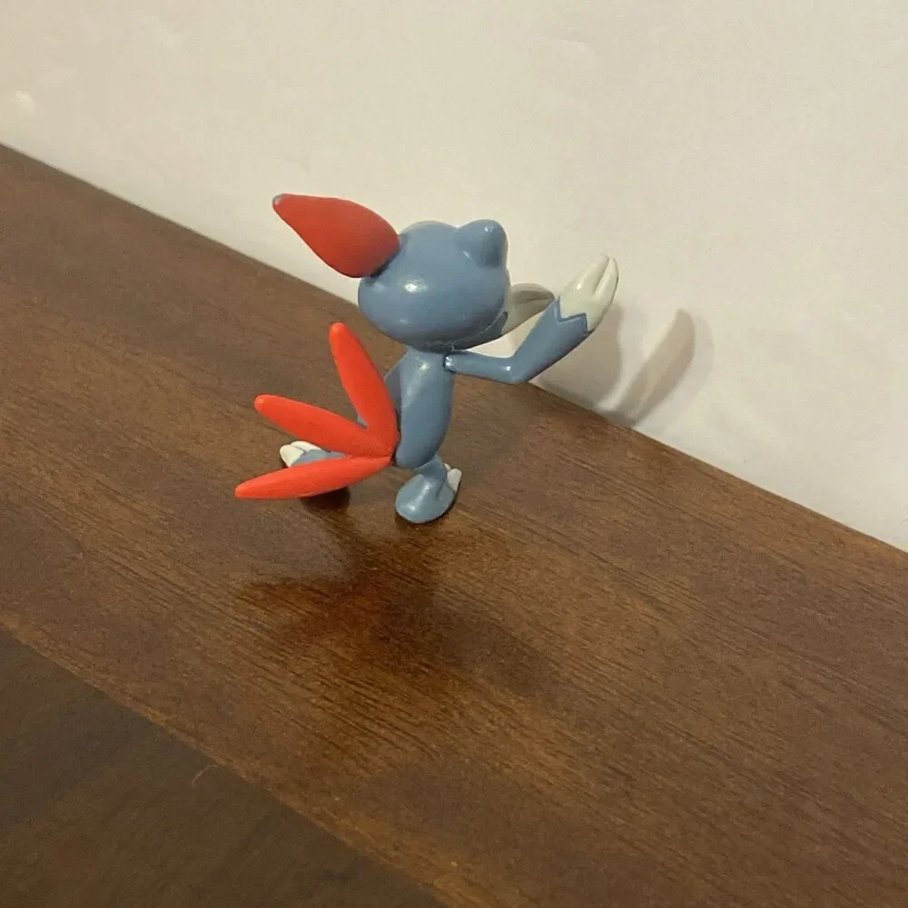 2-inch Pokémon Sneasel Battle Pose Figure by Jazwares